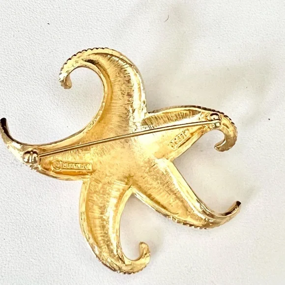 Vintage Boucher Signed Enamel Starfish Brooch - Picture 8 of 8
